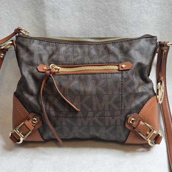 Michael Kors Small Crossbody Canvas Brown and Tan Perfect Fall Purse - Picture 1 of 11
